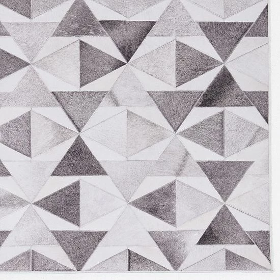 Linon Laredo Trenton Rug 3 Linon Laredo Trenton Rug - Image 3